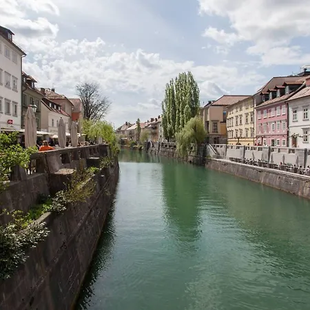Riverbank In Centre! * Lubiana